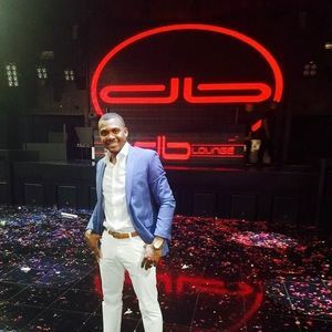 Meet your Posher, Desho